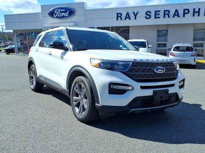 Certified 2022 Ford Explorer XLT w/ Equipment Group 202A