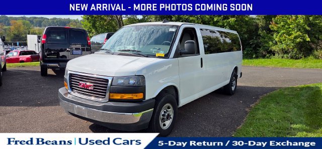 Used 2025 GMC Savana 3500 LT w/ LT Preferred Equipment Group RWD image 3