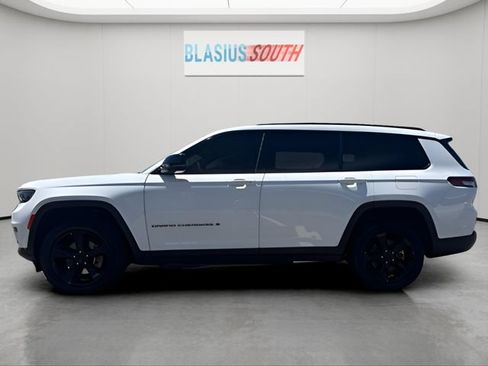 Used 2023 Jeep Grand Cherokee L Altitude AWD/4WD image 6