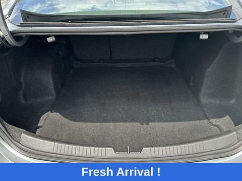 Used 2023 Chevrolet Malibu LT FWD image 28