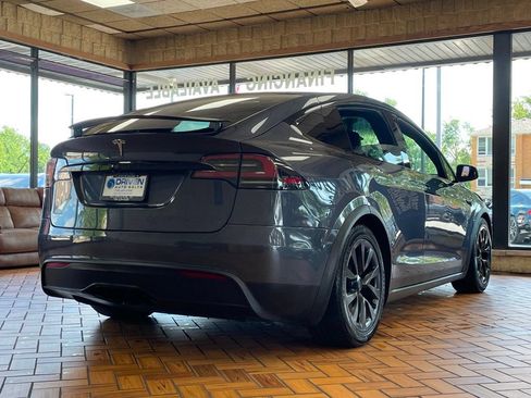 Used 2022 Tesla Model X AWD/4WD image 9