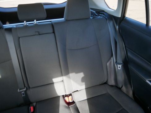 Used 2019 Toyota RAV4 LE image 14