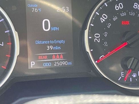 Used 2020 Toyota RAV4 XLE w/ All Weather Liner Package AWD/4WD image 28