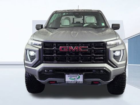 Used 2023 GMC Canyon AT4X image 2
