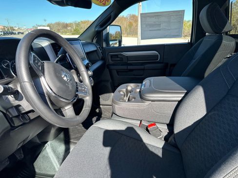 New 2026 RAM 3500 Tradesman w/ Chrome Appearance Group A image 25