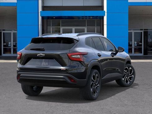 New 2026 Chevrolet Trax RS w/ Driver Confidence Package FWD image 4