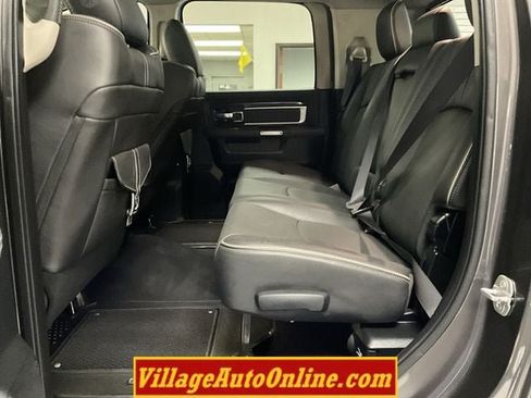 Used 2015 RAM 2500 Limited AWD/4WD image 29