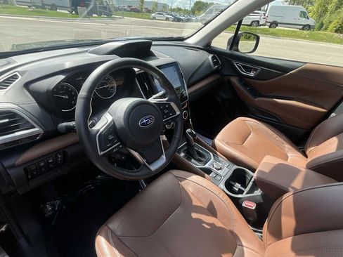 Used 2020 Subaru Forester Touring AWD/4WD image 14