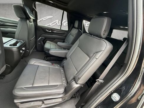 Used 2024 GMC Yukon Denali w/ Denali Reserve Package AWD/4WD image 22