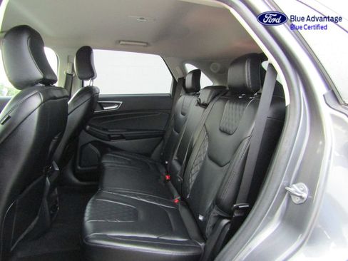 Certified 2024 Ford Edge Titanium AWD/4WD image 22