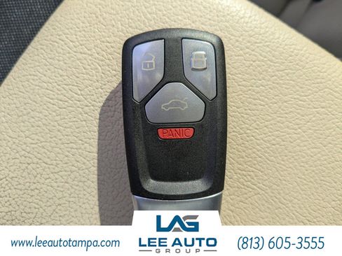 Used 2017 Audi A4 2.0T Premium image 25