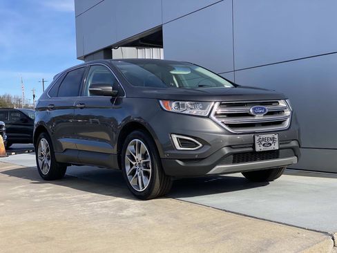 Used 2016 Ford Edge Titanium w/ Equipment Group 302A image 2