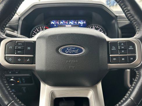 Used 2024 Ford Expedition Max XLT image 25