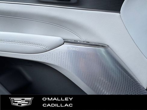 New 2026 Cadillac Lyriq Premium Luxury w/ LPO, Floor Liner Package image 21