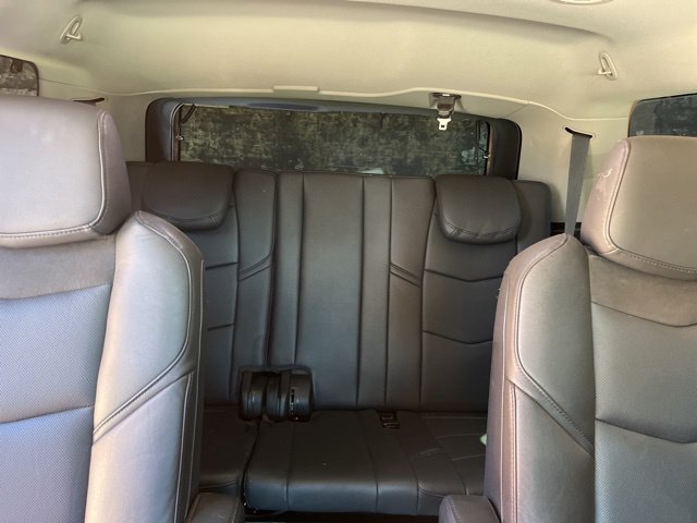 Used 2020 Cadillac Escalade Luxury AWD/4WD image 24