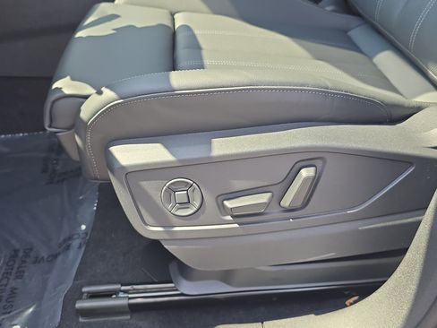 New 2025 Audi Q5 Prestige image 21