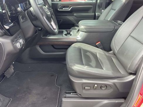 Certified 2025 GMC Sierra 2500 SLT w/ SLT Convenience Package image 17