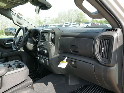 New 2026 Chevrolet Silverado 1500 Custom Trail Boss w/ Dark Appearance Package AWD/4WD image 13