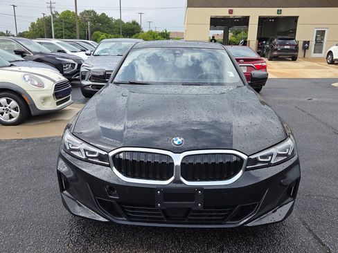 Used 2025 BMW 330i Sedan RWD image 2