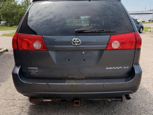 Used 2008 Toyota Sienna FWD image 5