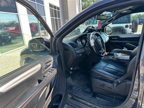 Used 2019 Dodge Grand Caravan GT FWD image 5