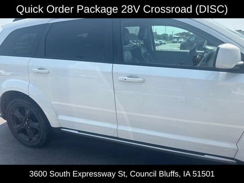 Used 2018 Dodge Journey Crossroad w/ Driver Convenience Group AWD/4WD image 5