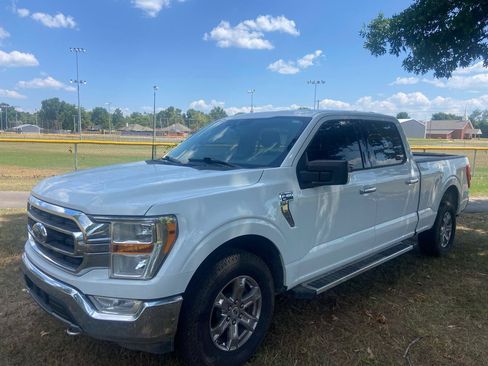Used 2021 Ford F150 XLT w/ Equipment Group 301A Mid AWD/4WD image 7