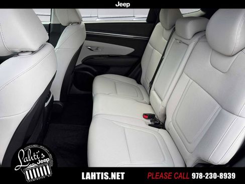 Used 2022 Hyundai Tucson SEL w/ Convenience + Premium Package image 15