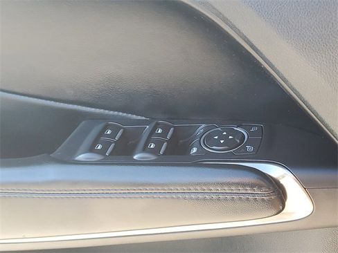 Used 2017 Lincoln MKC Reserve image 23