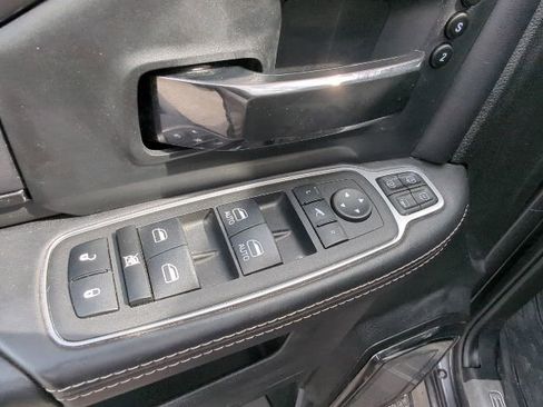 Used 2023 RAM 2500 Limited AWD/4WD image 27