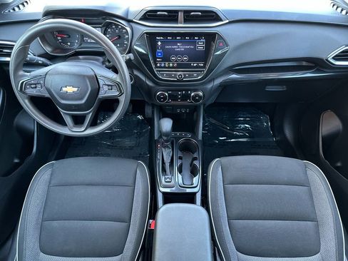 Used 2021 Chevrolet TrailBlazer LT w/ Convenience Package AWD/4WD image 12
