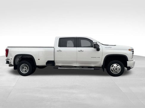 Used 2023 Chevrolet Silverado 3500 High Country image 3