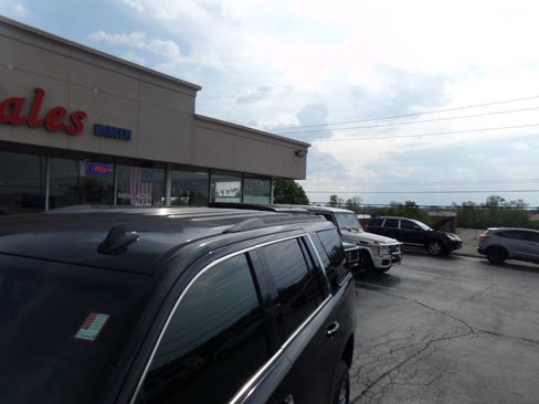 Used 2016 Chevrolet Tahoe LS AWD/4WD image 37