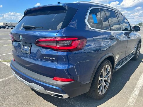 Used 2023 BMW X5 xDrive40i w/ Premium Package AWD/4WD image 2