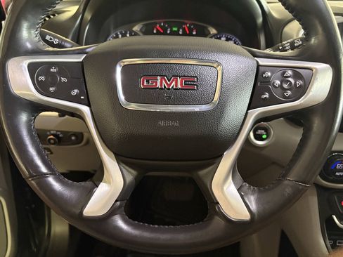Used 2018 GMC Terrain SLT w/ Preferred Package FWD image 18