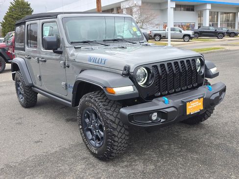 Certified 2023 Jeep Wrangler Unlimited w/ Cold Weather Group image 9