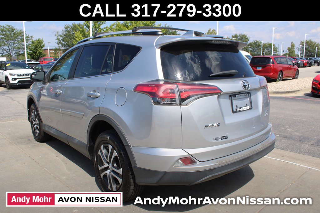 Used 2016 Toyota RAV4 LE AWD/4WD image 5