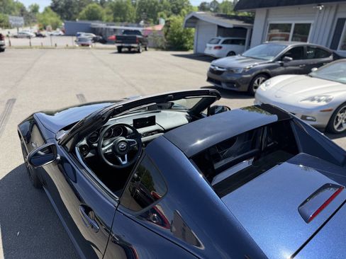 Used 2025 MAZDA MX-5 Miata RF Club w/ Weather Package image 19