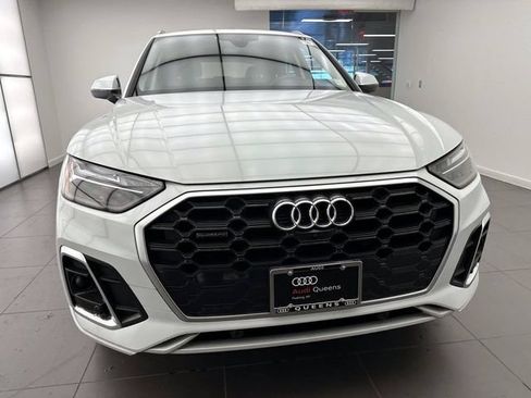 Used 2023 Audi Q5 2.0T Premium Plus w/ Premium Plus Package AWD/4WD image 6