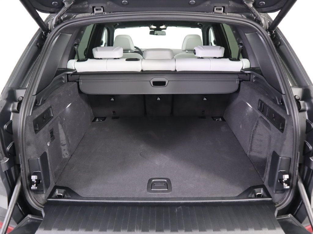 Certified 2026 BMW X5 sDrive40i w/ Climate Comfort Package RWD image 30