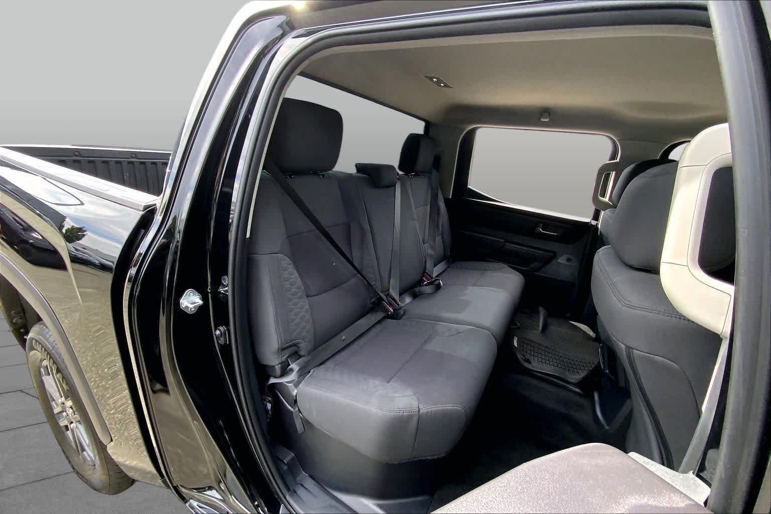 Used 2023 Toyota Tundra SR5 w/ SR5 Convenience Package AWD/4WD image 20