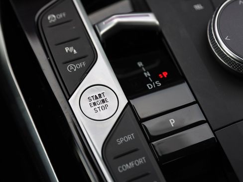 Used 2023 BMW 230i xDrive Coupe w/ Convenience Package image 28