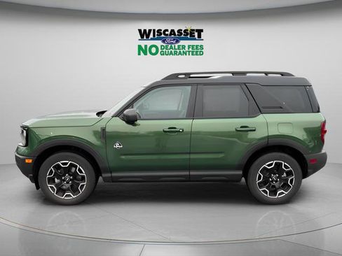 Certified 2025 Ford Bronco Sport Outer Banks w/ Outer Banks Tech Package+ AWD/4WD image 2