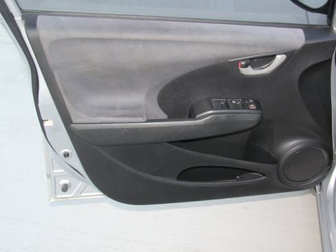 Used 2013 Honda Fit image 16