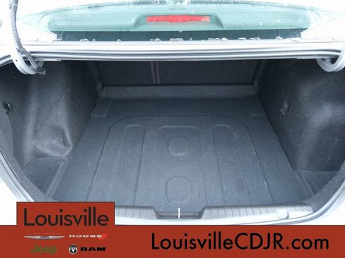 Used 2016 Chevrolet Cruze LT w/ Technology Package FWD image 33