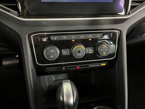 Used 2022 Volkswagen Atlas SE image 15