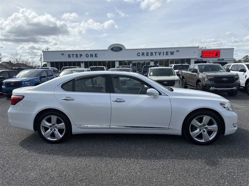 Used 2010 Lexus LS 460 image 4