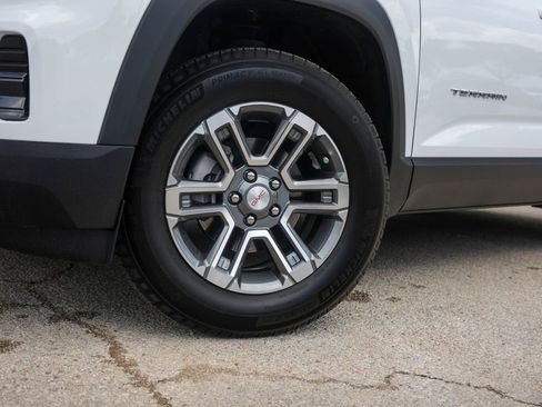 Used 2026 GMC Terrain Elevation FWD image 4