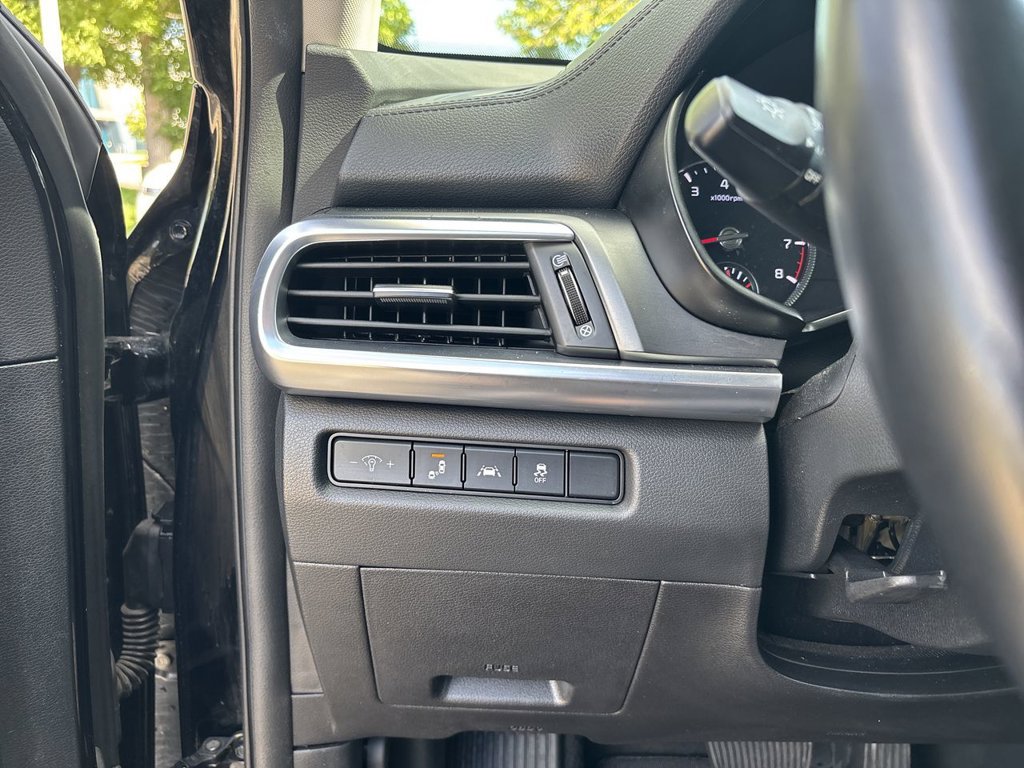 Used 2022 Kia Telluride LX AWD/4WD image 23