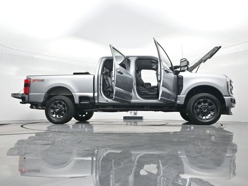 Used 2024 Ford F250 Lariat w/ Sport Appearance Package image 45